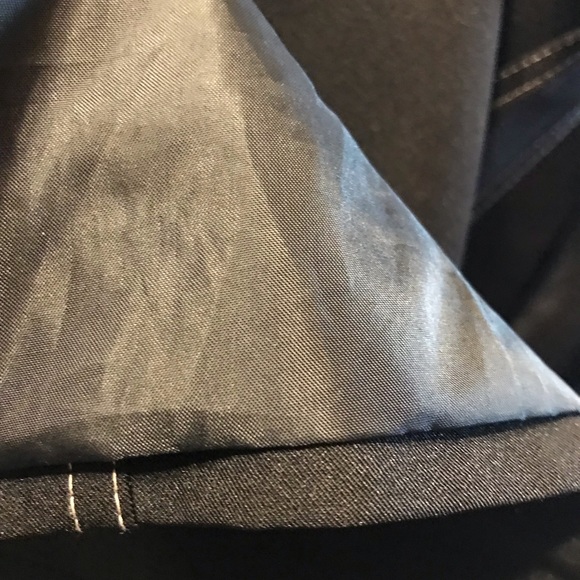 Manteaux Woman’s Over coat with waist String to tie, in excellent condition, - Picture 16 of 16